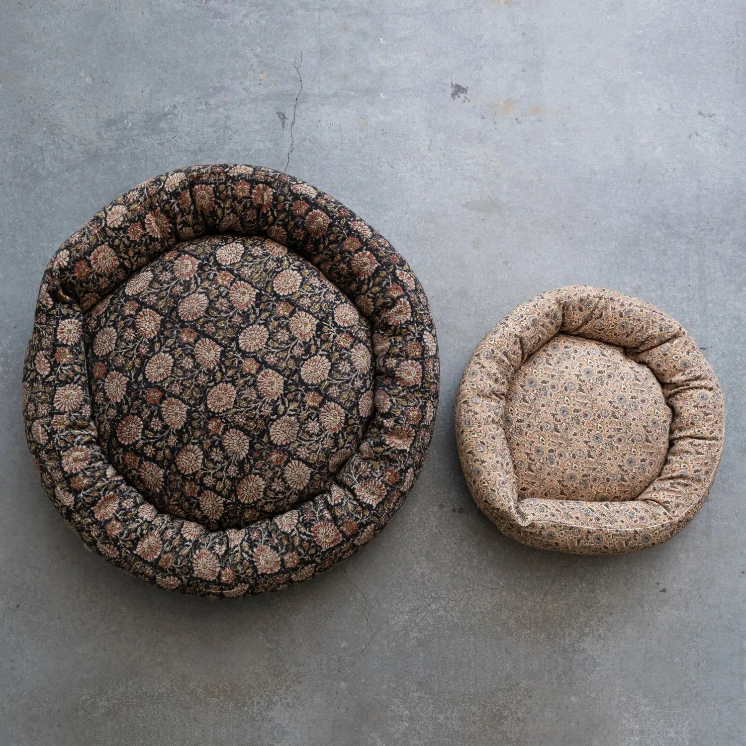 41" Round Pet Bed