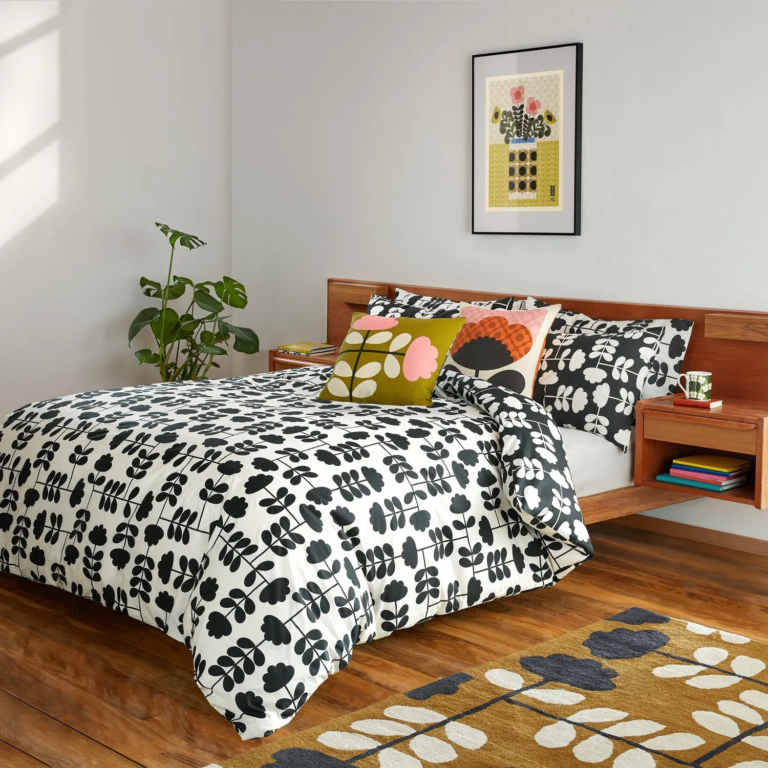 Cut Stem Bed Linen - Monochrome